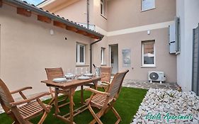 Casa Monique Apartments